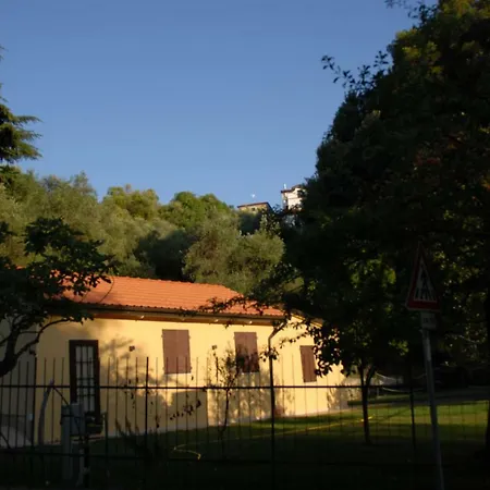 Villino Marice Ferienhaus Lerici